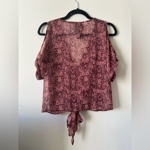 Stussy - Mesh Tie Front Cut-out Shoulder Blouse - Picture 2 of 5